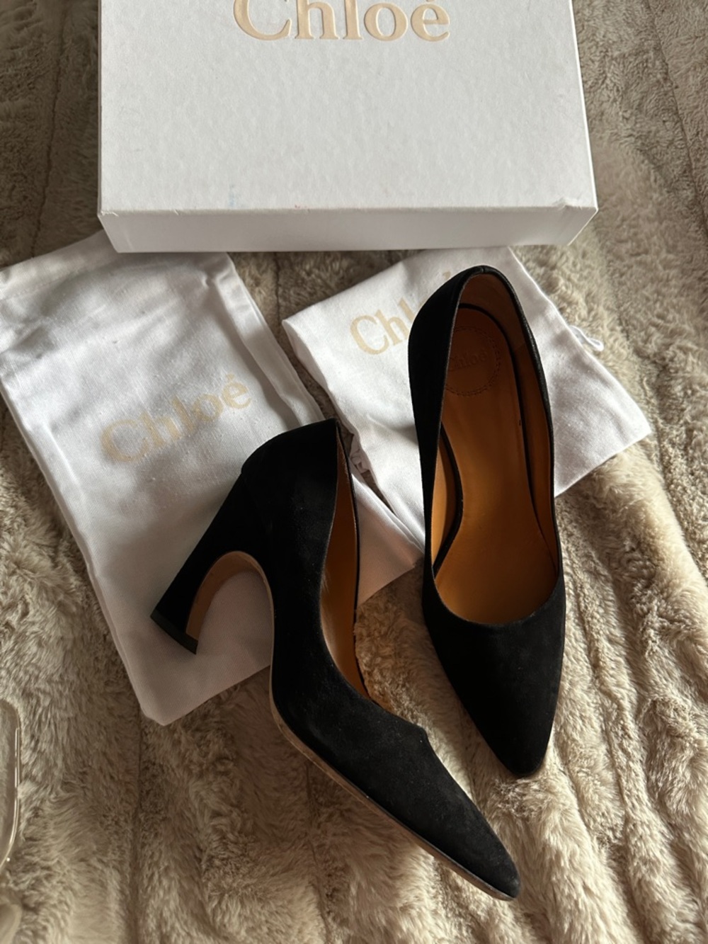 Chloé Black Suede Pumps
